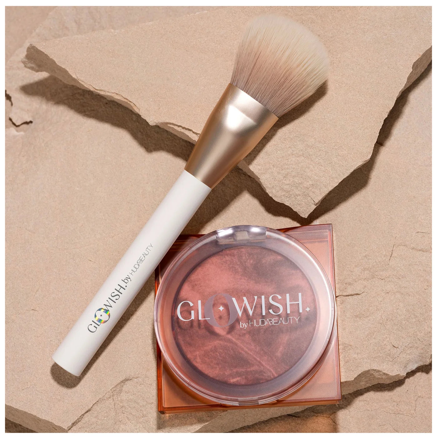 Huda Beauty GloWish All Over Bronze Brush
