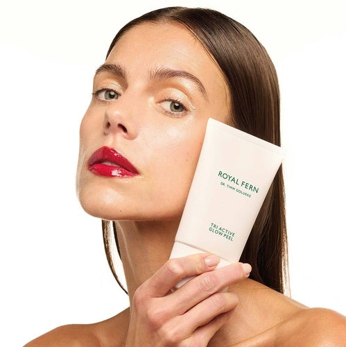 Royal Fern Tri Active Glow Peel
Skin refining face peel