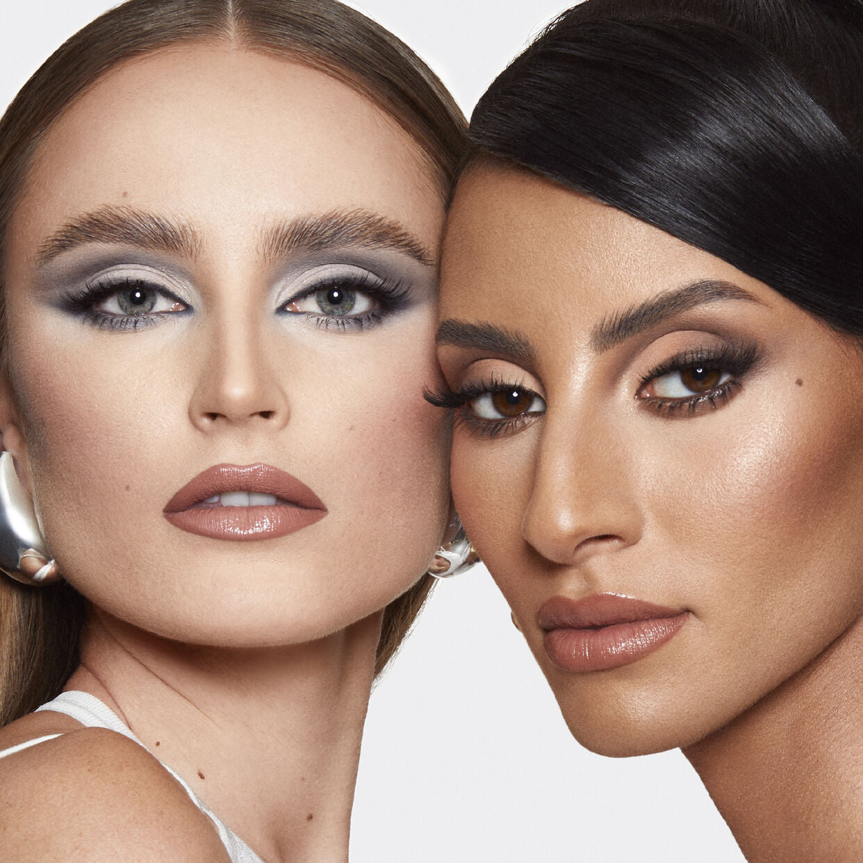 HudaBeauty Creamy Obsessions Eyeshadow Palette