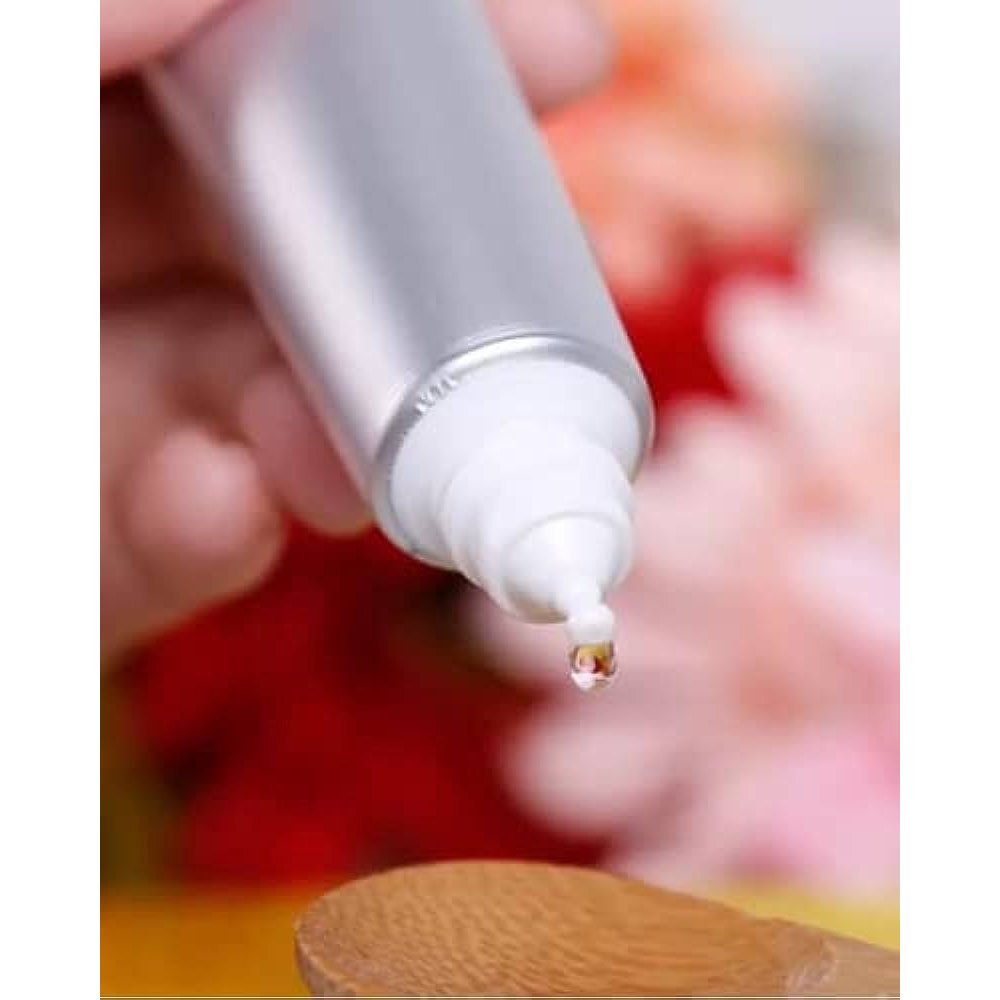 Rohto Mentholatum Melano CC Vitamin C Essence