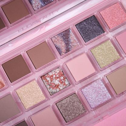 Huda Beauty Rose Quartz Eyeshadow Palette